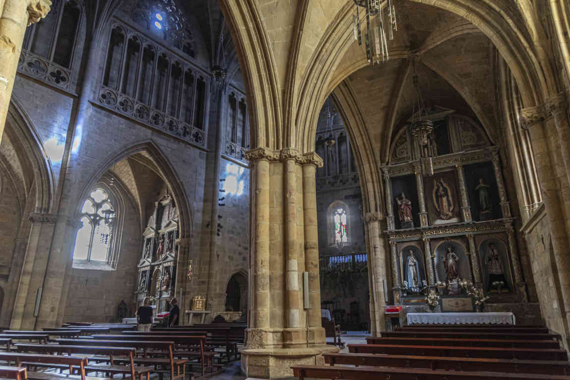 Guipúzcoa - Getaria 16 - iglesia de San Salvador.jpg